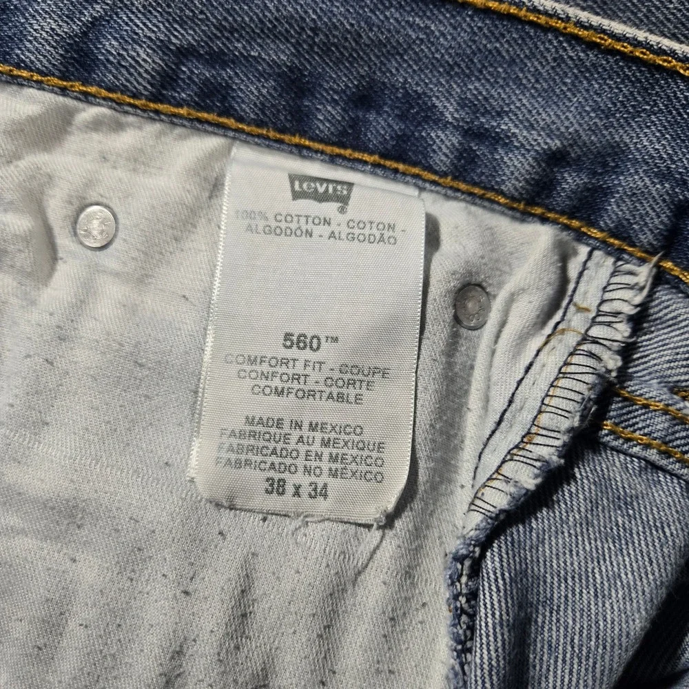 Levi's 560 Comfort Fit Jeans 38x34 - Light Wash Baggy Tapered Barrel Jeans